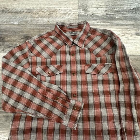 Eddie Bauer Tartan Plaid Red Flannel Men XL Classic Fit Pearl Snap Western Shirt - Picture 1 of 10